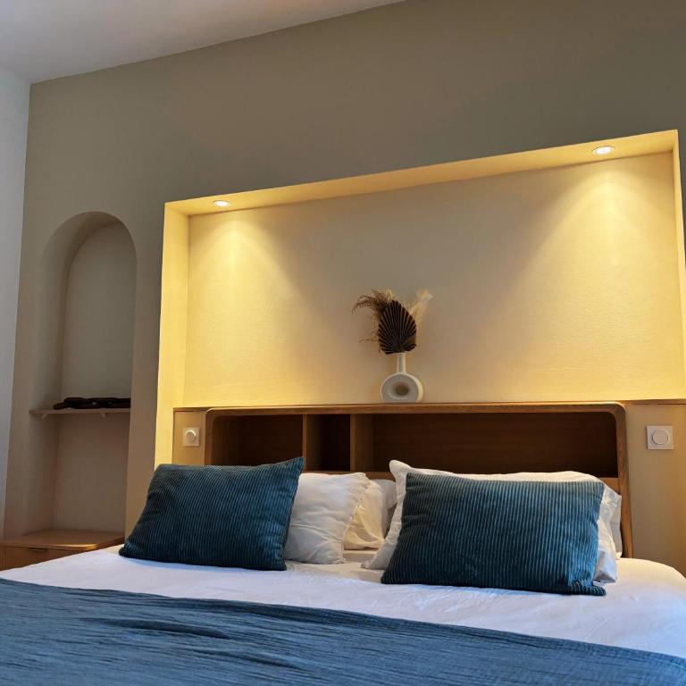 Adonis Sanary Grand Hôtel des Bains - Chambre Triple - 7
