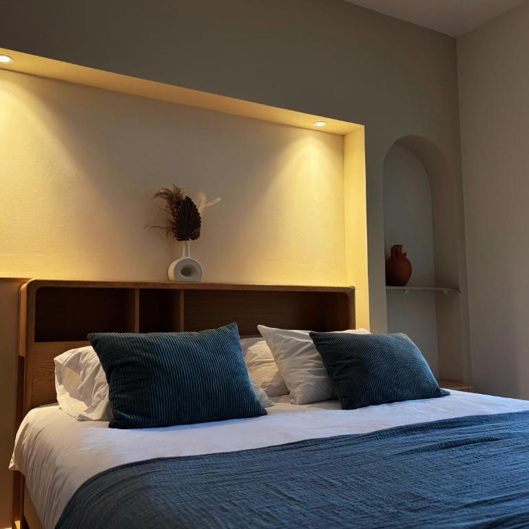 Adonis Sanary Grand Hôtel des Bains - Chambre Triple - 8