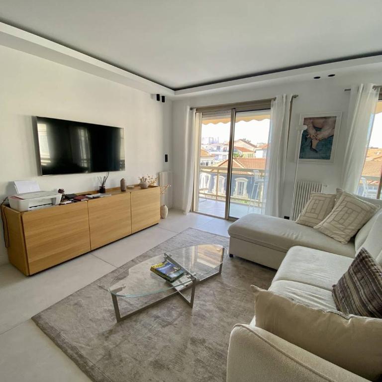 Cannes - Banane - 3P Lumineux avec terrasse et vue dégagée sur la ville - Appartement 2 Chambres avec Balcon - 8