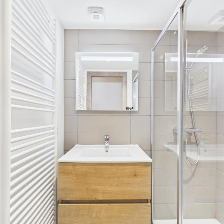 Appartement 4 Chambres au Coeur des Gets - Haut Standing, Parking, Wifi, Balcon, Proche Commerces - FR-1-623-319 - Apartamento - 11