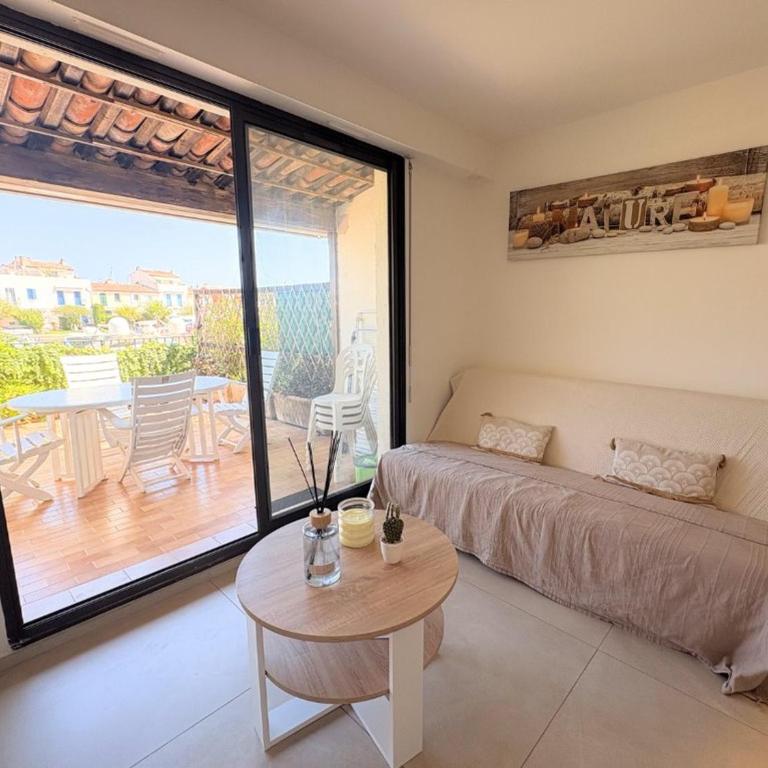 Appartement rénové avec terrasse et climatisation à Port Grimaud - FR-1-868-16 - Apartment - 10