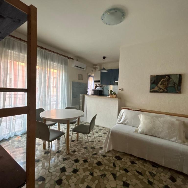 Musical Home bright apartment near the Mestre train station - Apartment mit 1 Schlafzimmer - 4