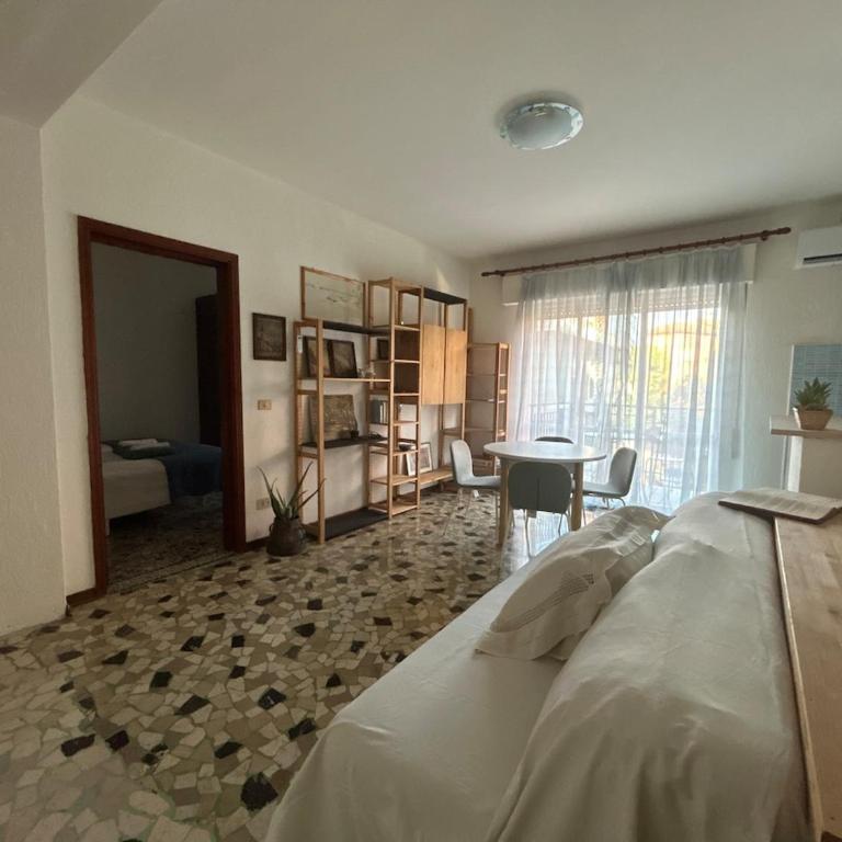 Musical Home bright apartment near the Mestre train station - Apartment mit 1 Schlafzimmer - 10
