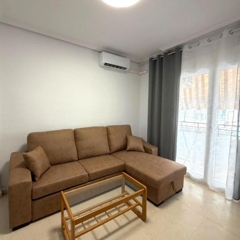 Blasco Ibañez apartment by Del Cura beach - Apartment mit 2 Schlafzimmern - 4