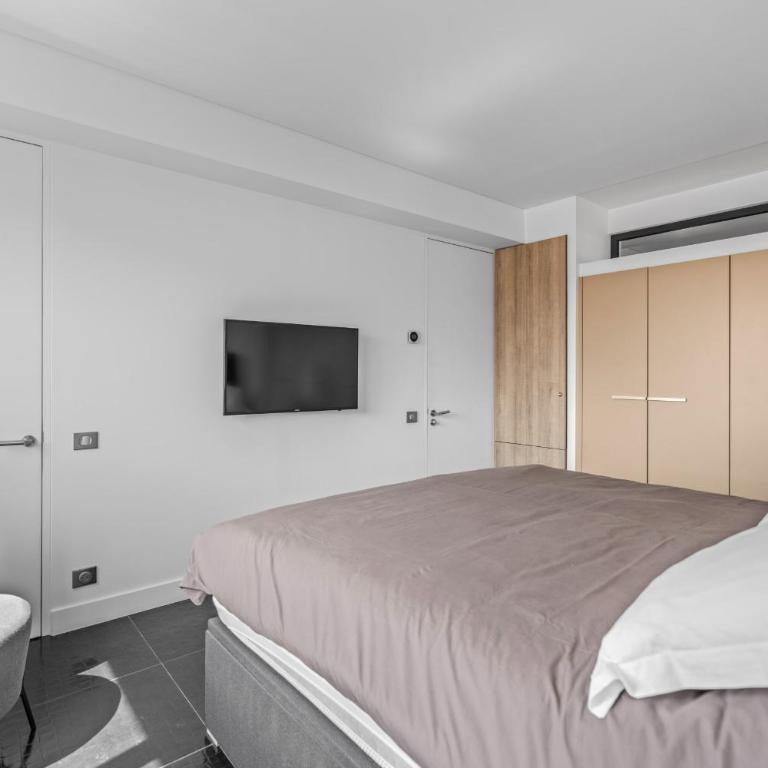 REF 905 - Cannes Centre - Penthouse à louer - Appartement - 10