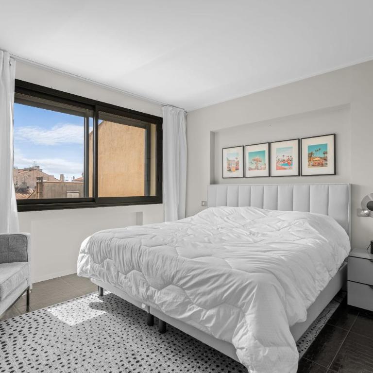 REF 905 - Cannes Centre - Penthouse à louer - Appartement - 14