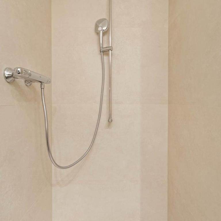 REF 905 - Cannes Centre - Penthouse à louer - Appartement - 13