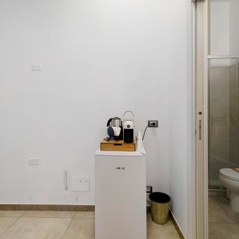 Maison Vivian Rooms - Two-Bedroom Deluxe Apartment with Balcony - 9