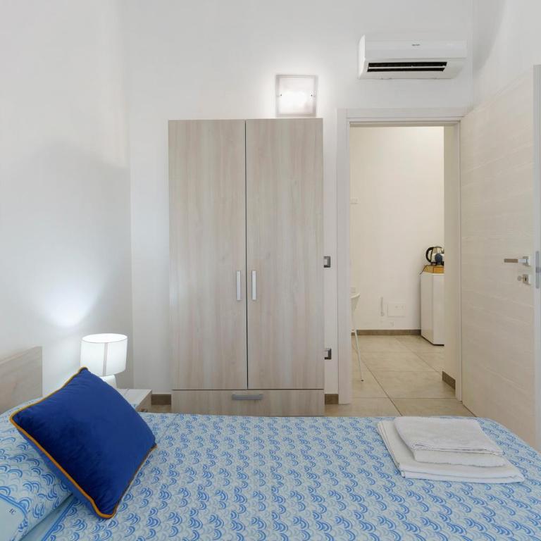 Maison Vivian Rooms - Two-Bedroom Deluxe Apartment with Balcony - 6