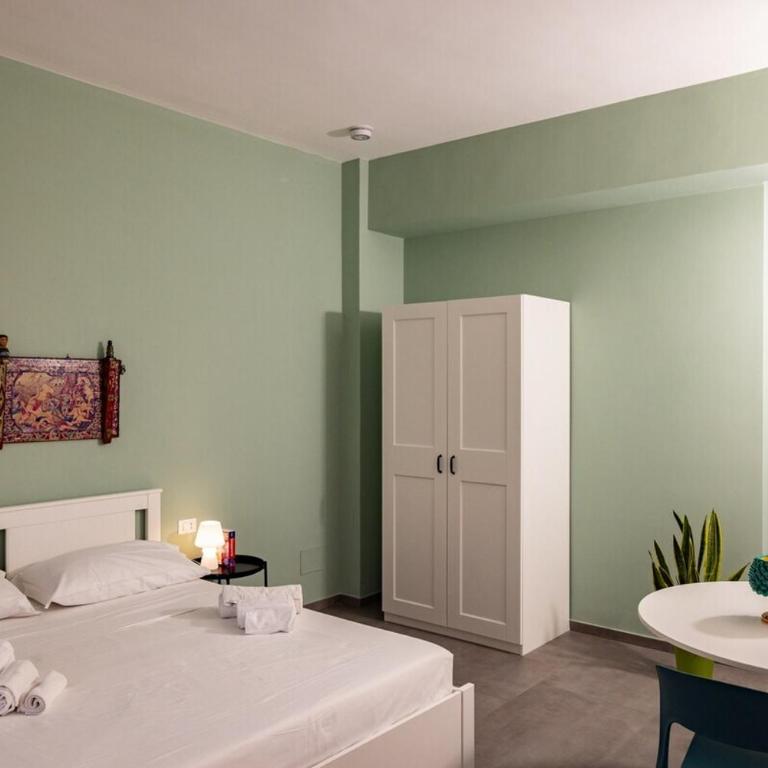 Cariddi - One-Bedroom Apartment with City View - 6