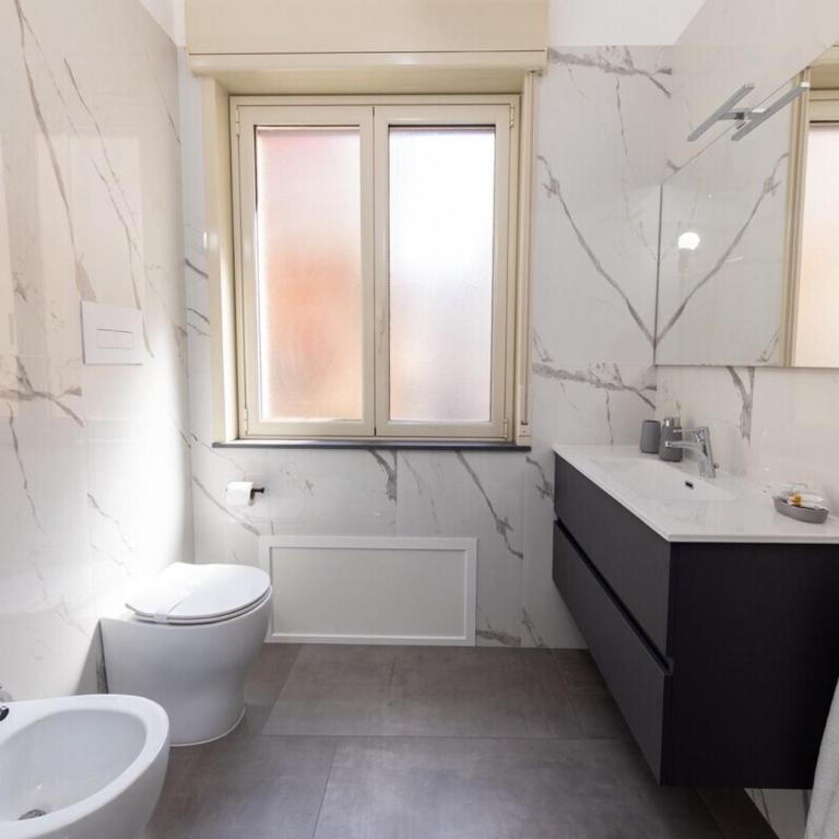 Cariddi - One-Bedroom Apartment with City View - 11