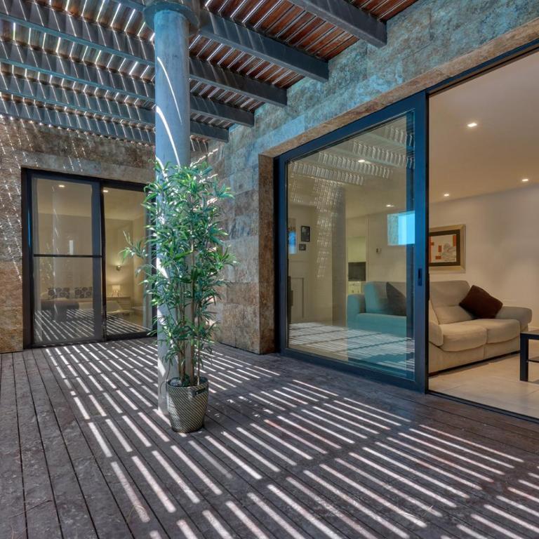 002 Stylish 5 Bed Villa With Private Infinity Pool - Villa con piscina privada - 5