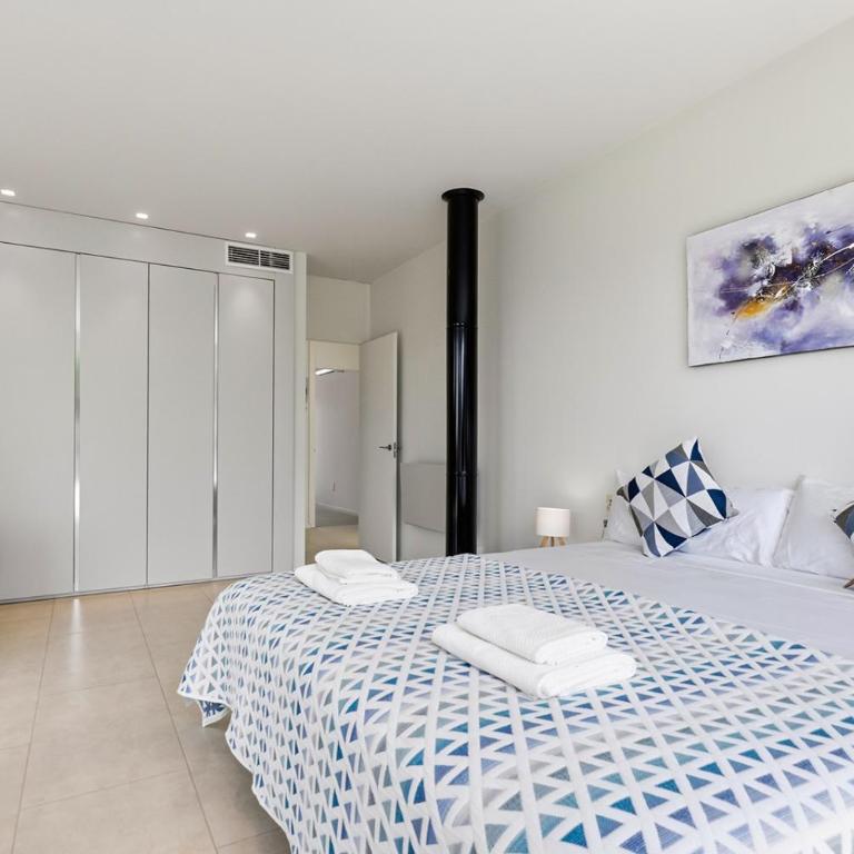 002 Stylish 5 Bed Villa With Private Infinity Pool - Villa con piscina privada - 24