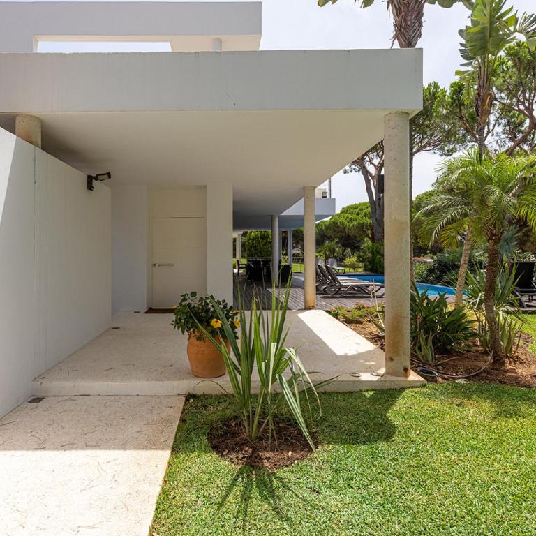 002 Stylish 5 Bed Villa With Private Infinity Pool - Villa con piscina privada - 44