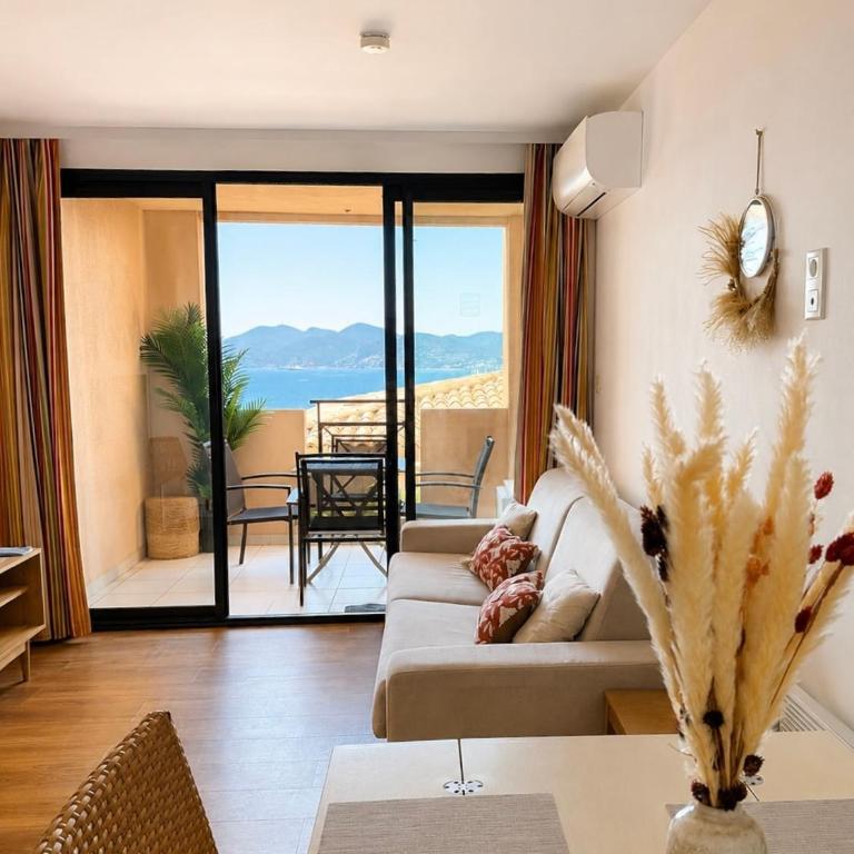 Charming stay for 4, Sea view, pool in Cannes - Appartement 2 Chambres - 1