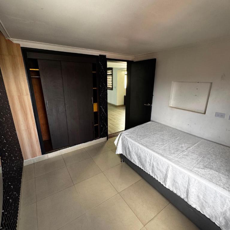 Emerald Terrace - Double or Twin Room - 2