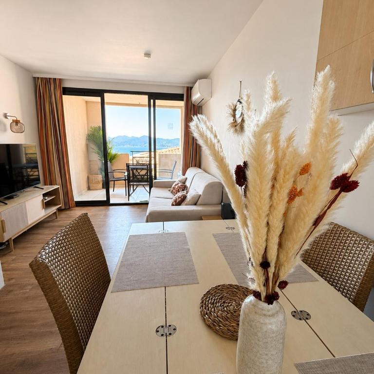 Charming stay for 4, Sea view, pool in Cannes - Appartement 2 Chambres - 34