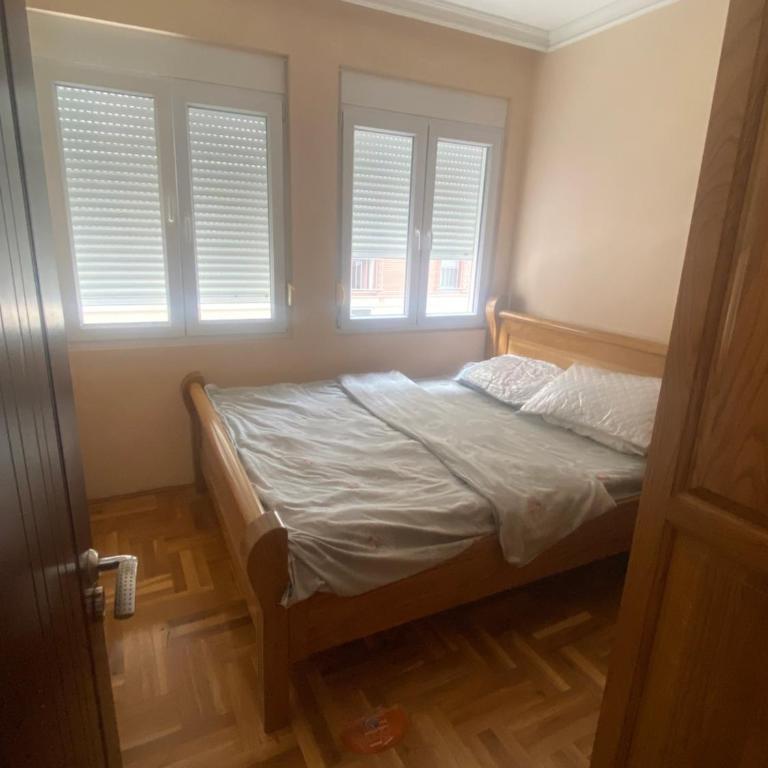 Apartman City - Three-Bedroom Apartment - 2