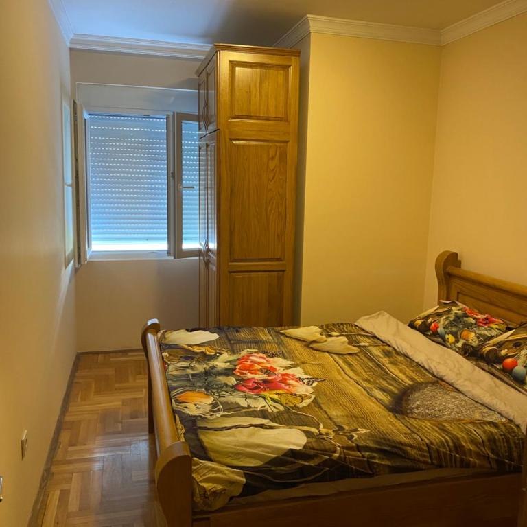 Apartman City - Three-Bedroom Apartment - 4