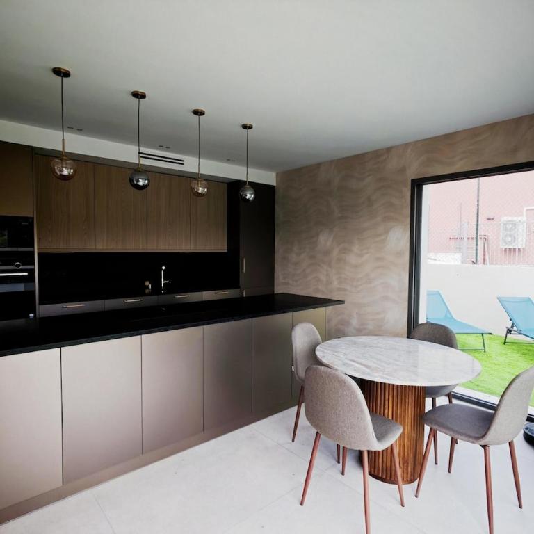 Prestige Villa - Swimming pool - View - Elevator - Villa - 11