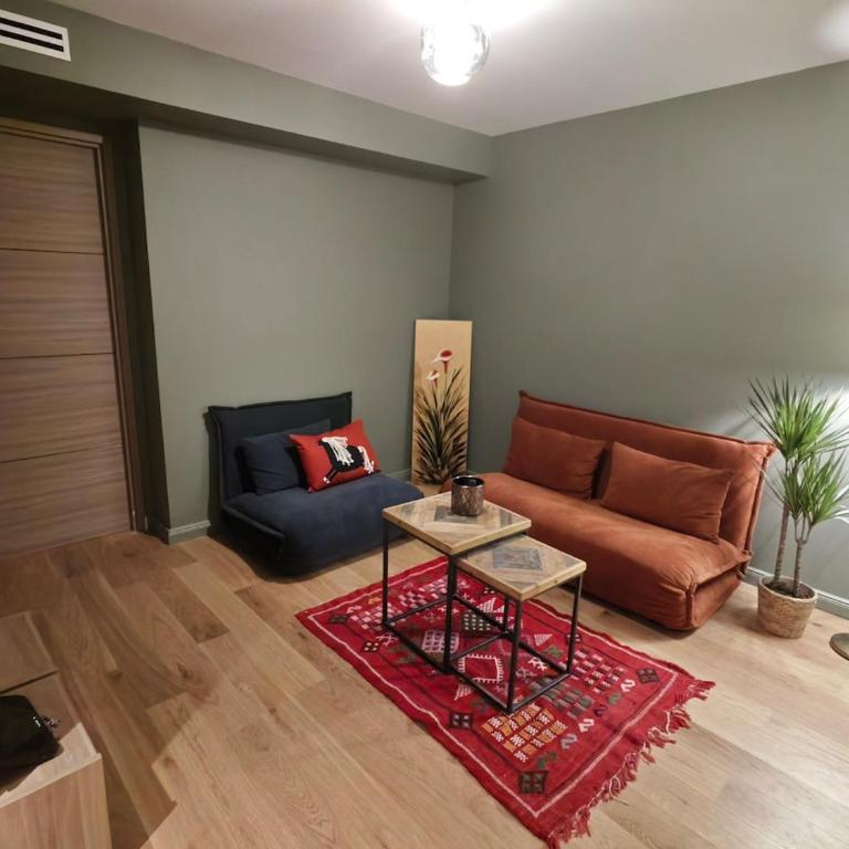 Prestige Villa - Swimming pool - View - Elevator - Villa - 27