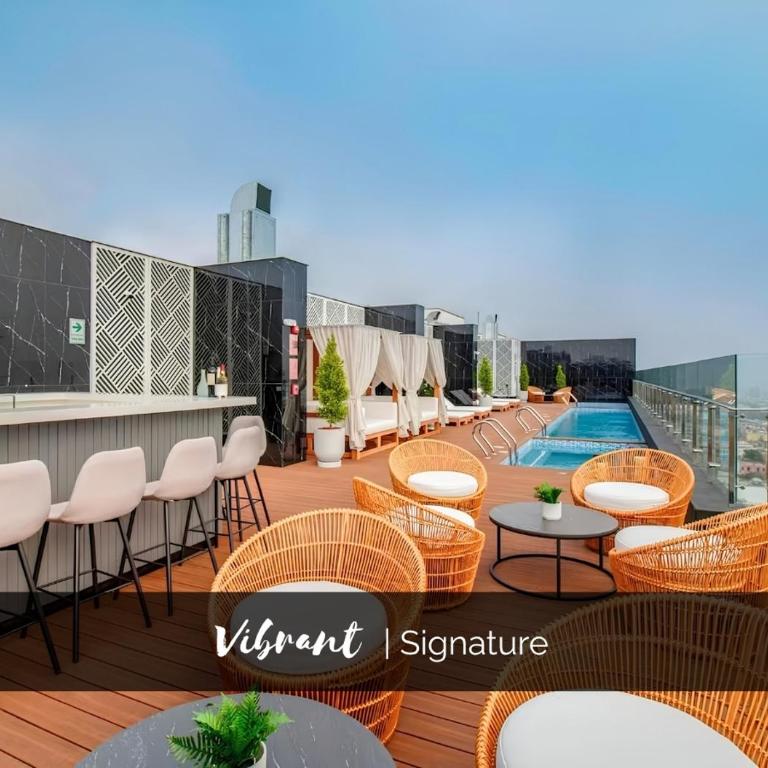 Artline Apartments by Vibrant - Two-Bedroom Apartment with Balcony - 32