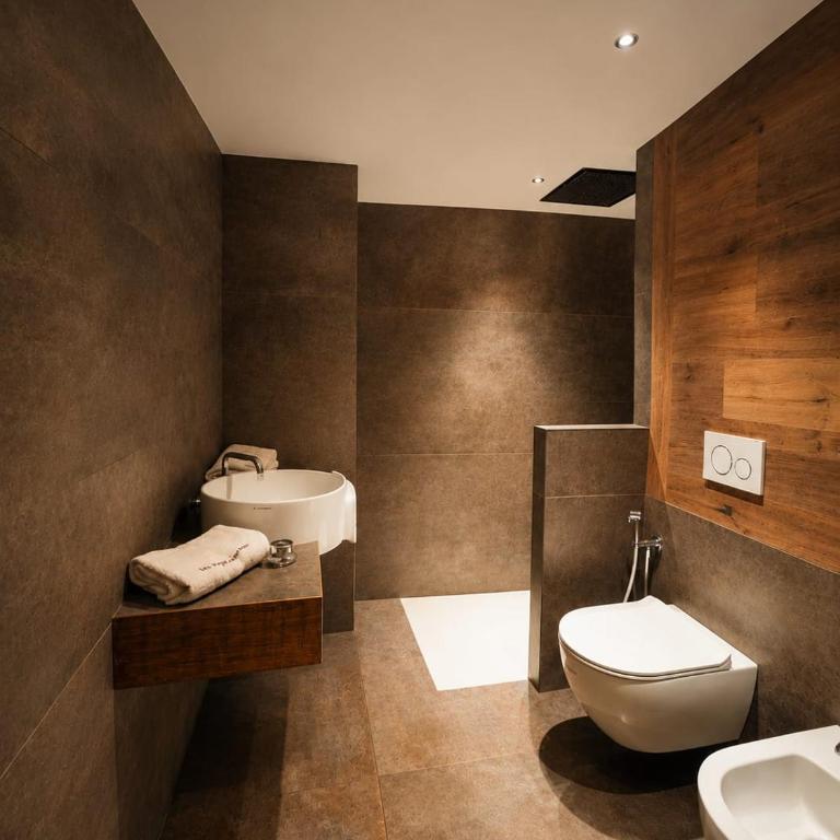Les Neiges D'Antan - Camera Comfort Matrimoniale/Doppia con Letti Singoli con Accesso Spa - 1