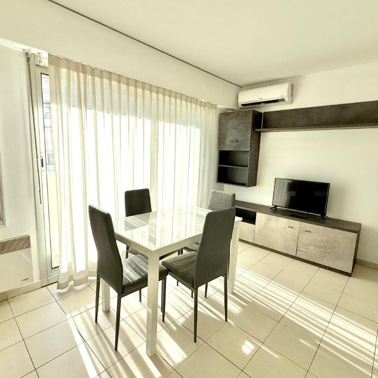 Antibes - Studi 2 personnes - Parking - Piscine - Climatisation - Studio - 10
