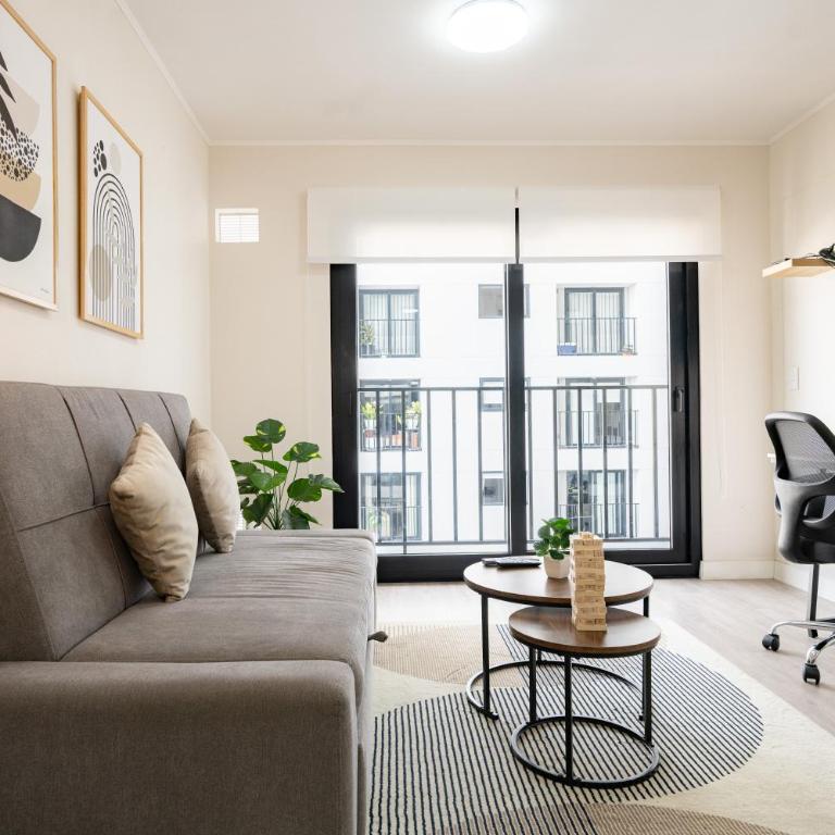 Artline Apartments by Vibrant - One-Bedroom Apartment with Balcony - 28