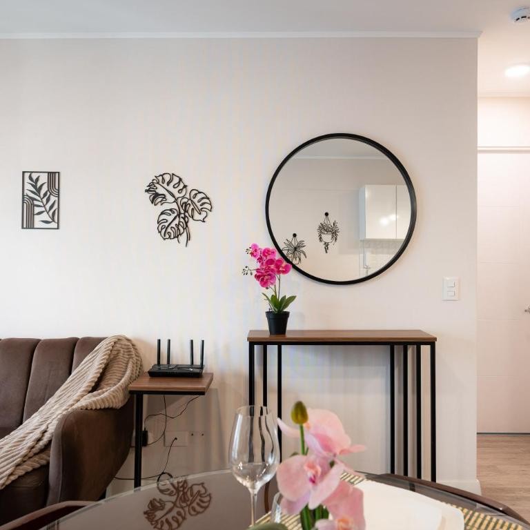 Artline Apartments by Vibrant - One-Bedroom Apartment with Balcony - 27