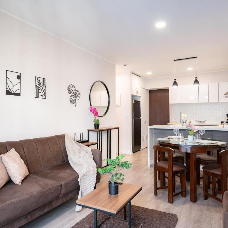 Artline Apartments by Vibrant - One-Bedroom Apartment with Balcony - 25