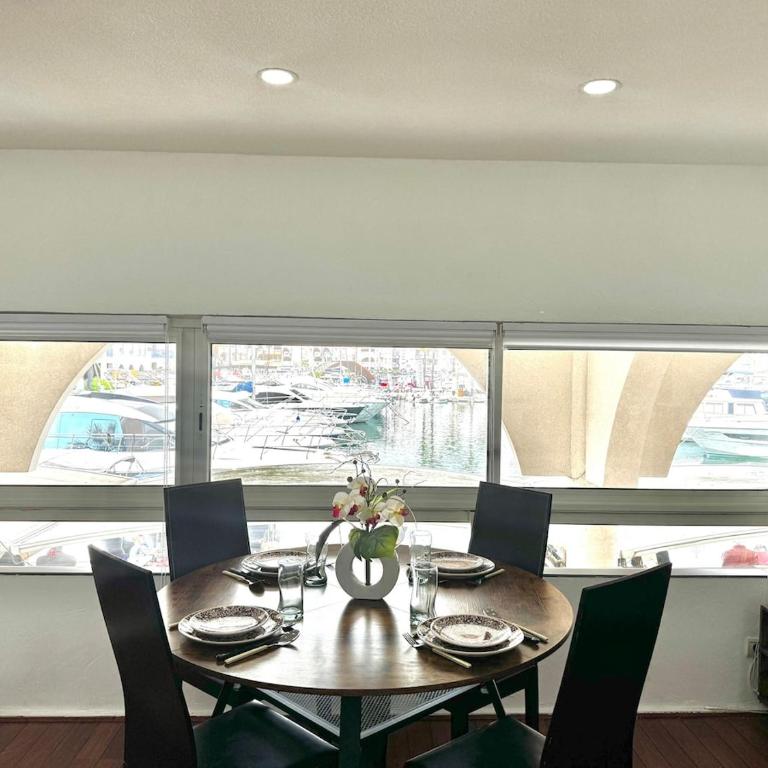 T3 Vue port panoramique, piscine, climatisé - Apartment mit 2 Schlafzimmern und Meerblick - 23