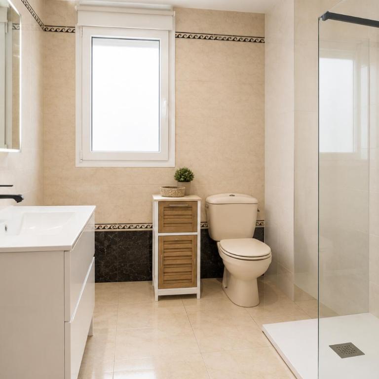 Frontline Roses Centre - Immo Barneda - Apartment with Sea View - 21