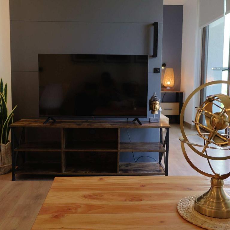Cozy 1 Bedroom in Santiago in Somma Asturias - Apartment - 2