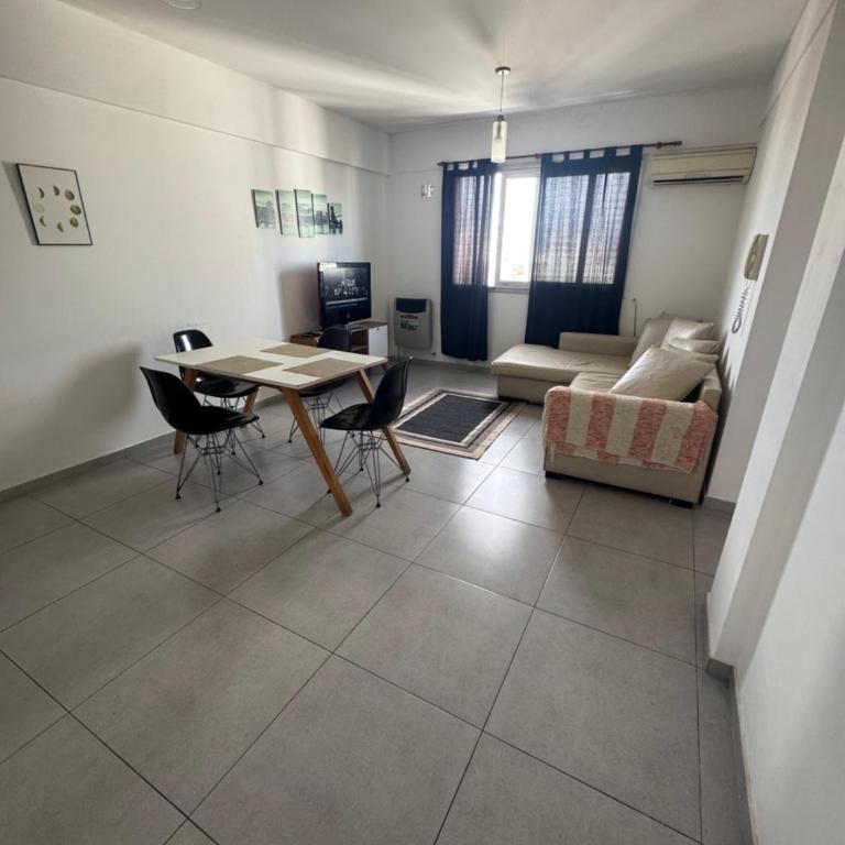 Amplio y luminoso departamento zona centrica - Apartamento de 1 dormitorio - 3