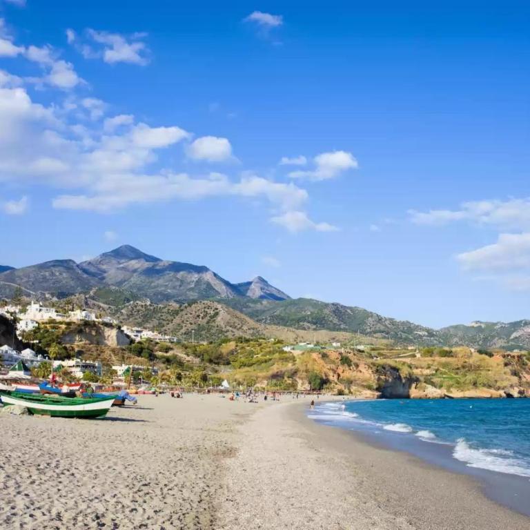 Burriana Hideaway Apt Nerja - Apartamento de 2 dormitorios con vistas a la montaña - 27