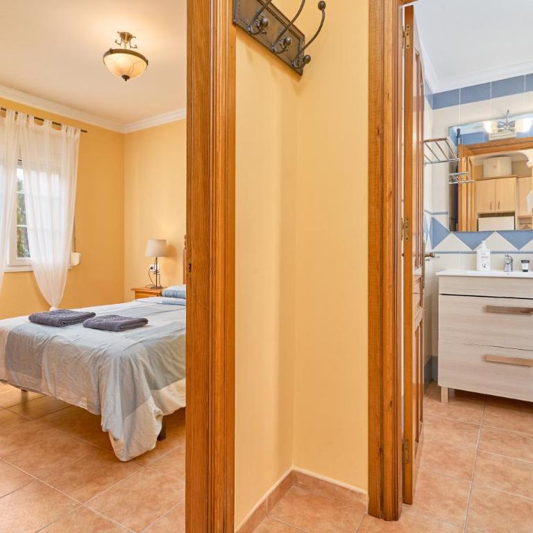 Burriana Hideaway Apt Nerja - Apartamento de 2 dormitorios con vistas a la montaña - 12