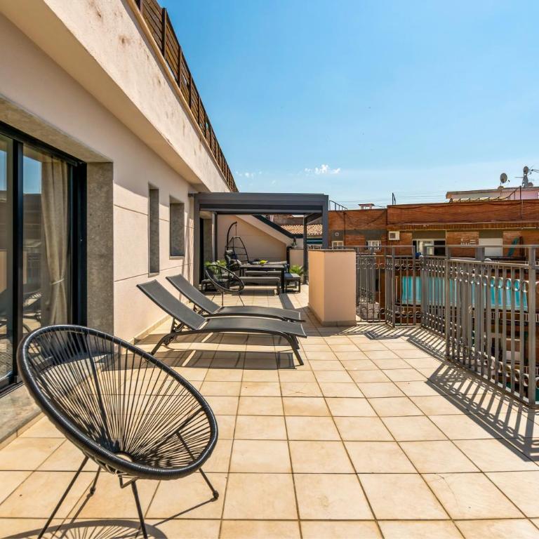 Stunning Penthouse with Rooftop terrace & Pool - Appartement 3 Chambres - 17