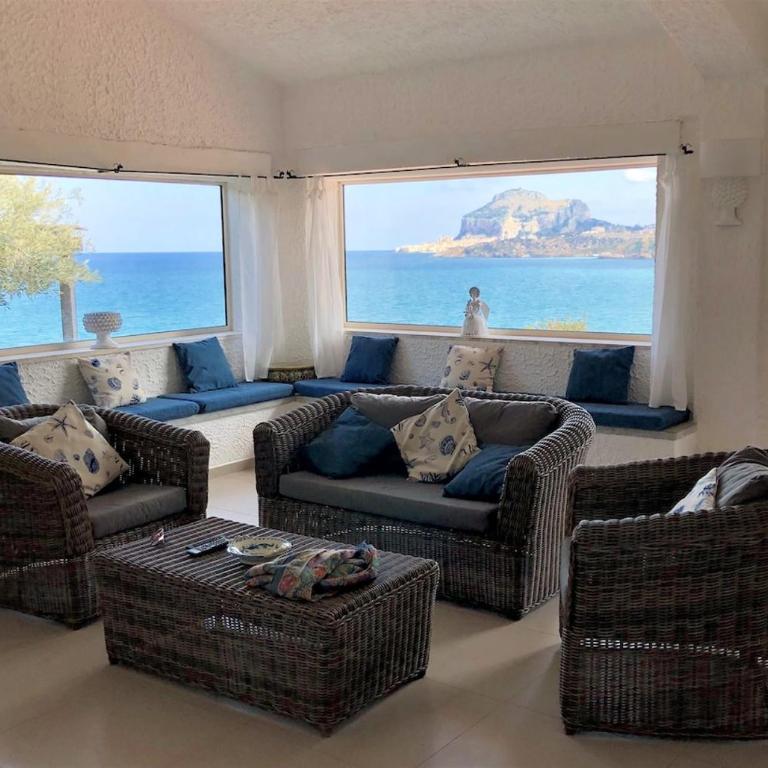 Villa Smeraldo Private access to the sea and pool - Villa - 2