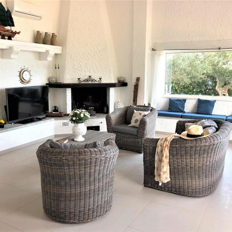 Villa Smeraldo Private access to the sea and pool - Villa - 5