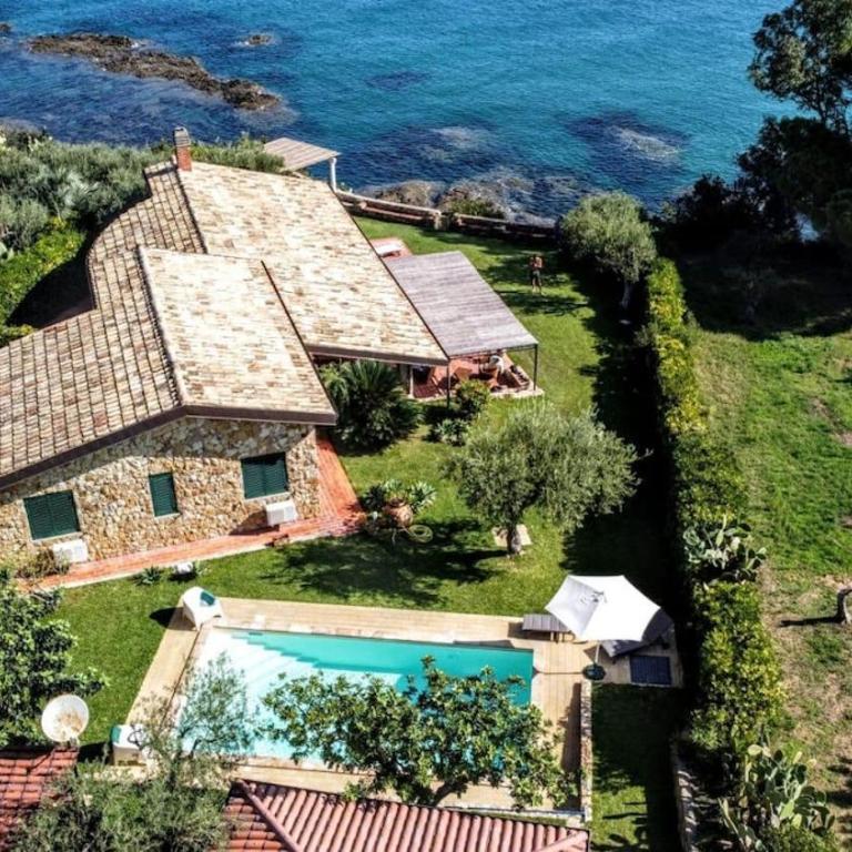 Villa Smeraldo Private access to the sea and pool - Villa - 35