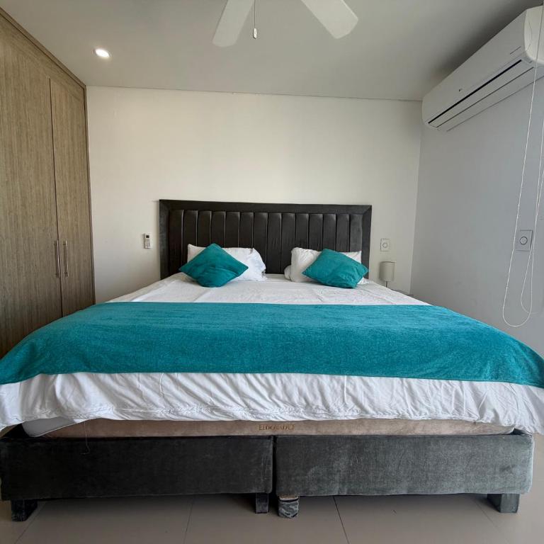 Infinitum Bocagrande-Piso 26-Apartamento Nuevo - Two-Bedroom Apartment - 9