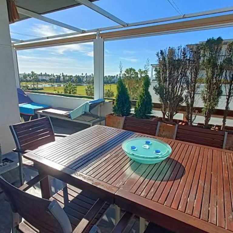 Apartamento de 3 dormitorios - Three-Bedroom Apartment - 40