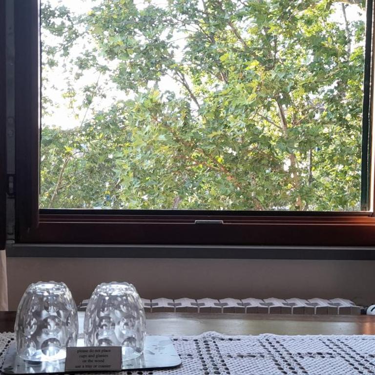 Miltontre Guest House - Double or Twin Room with Private Bathroom - 8