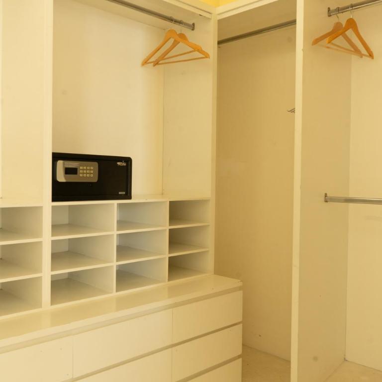 Designers Penthouse with Roof Garden - AC - Apartment mit 2 Schlafzimmern und Balkon - 25