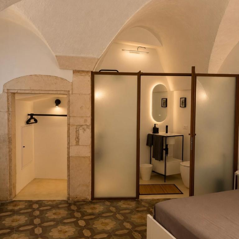 Paralleli Stay - Camera Matrimoniale con Bagno Privato - 2