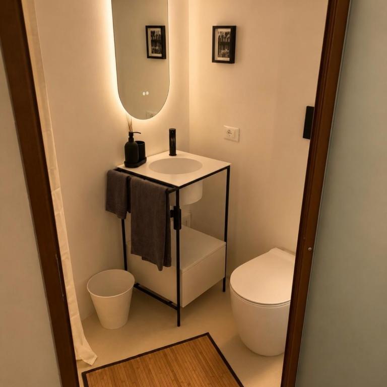 Paralleli Stay - Camera Matrimoniale con Bagno Privato - 9