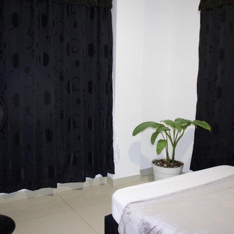 Casa Privada Montenegro - Four-Room Apartment - 8