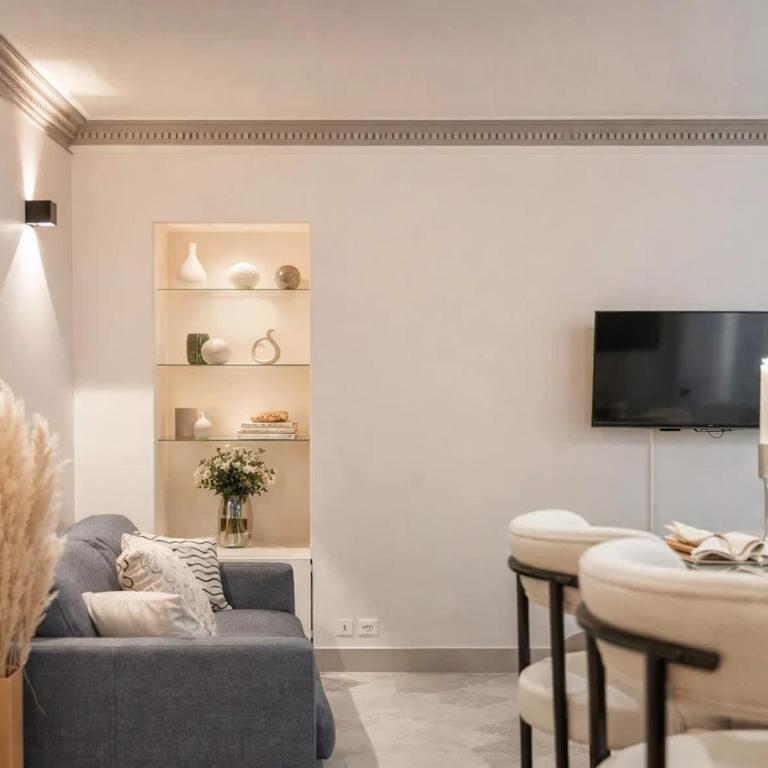 Fabulous property near Pantheon with lift - Appartement - 33