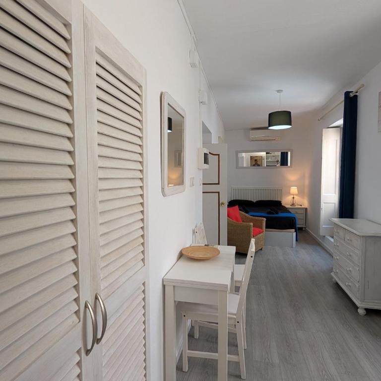 404 Florinda 4 - Estudio - 5